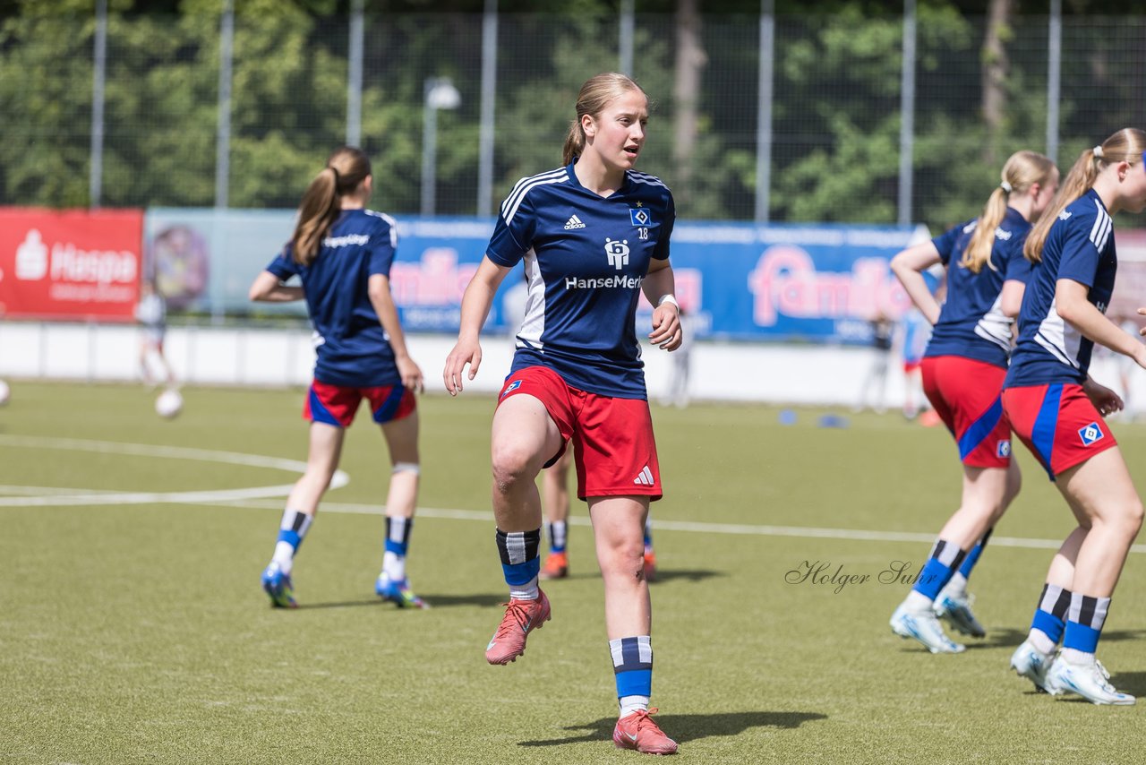 Bild 147 - wBJ Lotto Pokal Finale  Eimsbuetteler TV - Hamburger SV : Ergebnis: 0:3